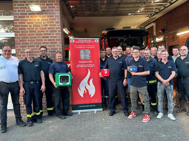 Feuerwehr Goch: AED am Feuerwehr-Gerätehaus Pfalzdorf ist öffentlich zugänglich - Foto: presseportal.de