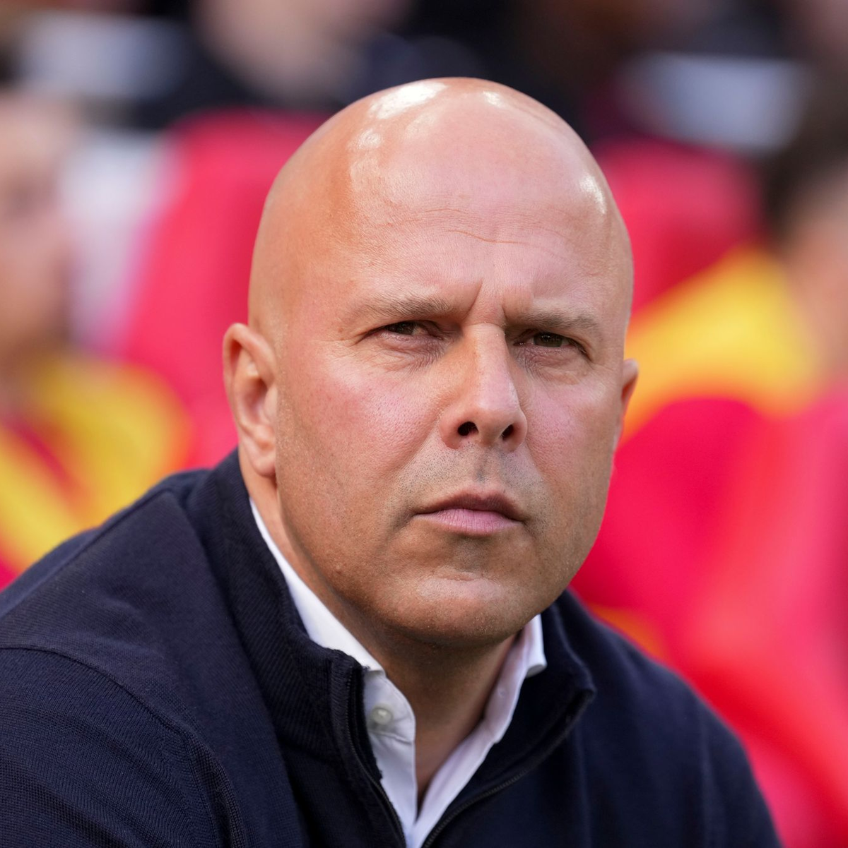 Äußerte sich zu Bayerns Wunschspieler Diaz: Liverpools Trainer Arne Slot - Foto: Jon Super/AP/dpa