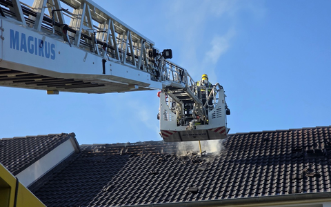 FW Celle: Dachstuhlbrand in Altencelle (Erstmeldung) - Foto: presseportal.de
