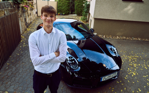 Porsche statt Polo - Fahrschüler gewinnt 160.000 Euro Luxusauto mit Omaze für nur 10 Euro - Foto: presseportal.de