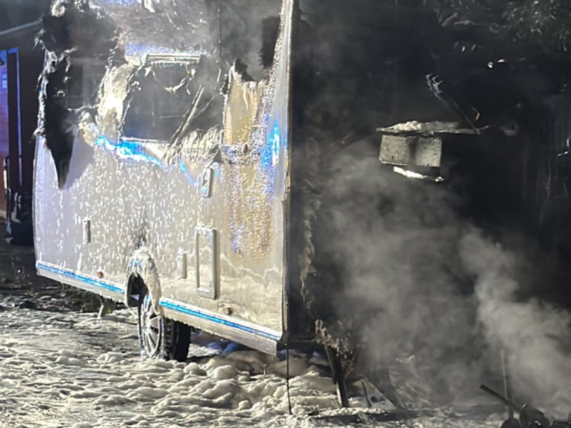 POL-MK: Brandstiftung auf Wohnwagen-Stellplatz - Foto: presseportal.de