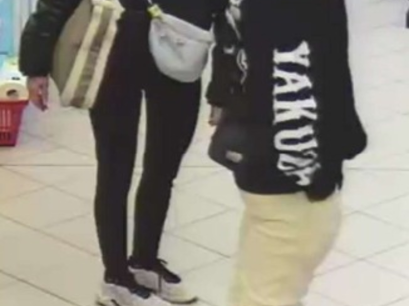 LPI-EF: Öffentlichkeitsfahndung nach Ladendieben - Foto: presseportal.de