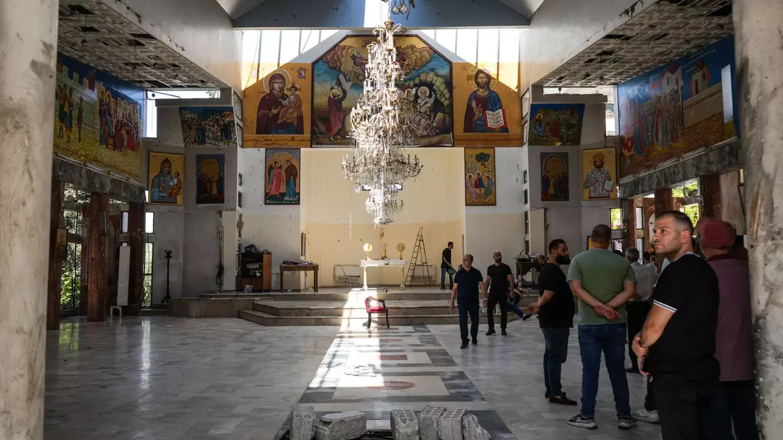 Im Juni wurde ein Selbstmordanschlag auf eine Kirche in Syrien verübt. (Archivfoto) - Bild: Moawia Atrash/dpa