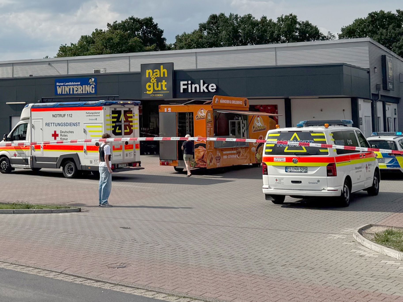 Im Stadtgebiet von Geeste lief nach der Gewalttat ein größerer Polizeieinsatz.  - Foto: Matthias Brüning/TNN/dpa