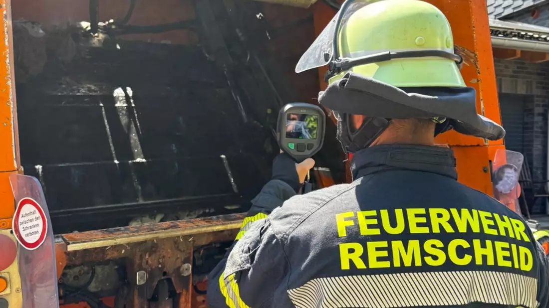 FW-RS: Brand in einem Müllfahrzeug schnell gelöscht - Bild: presseportal.de