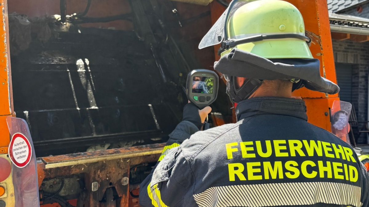 FW-RS: Brand in einem Müllfahrzeug schnell gelöscht - Foto: presseportal.de