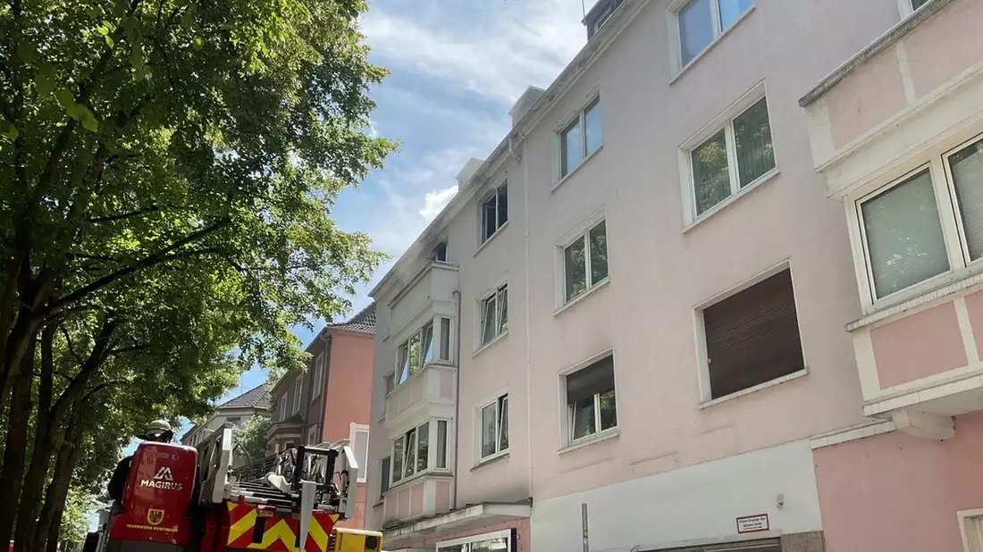 FW-DO: Zwei Verletzte bei Küchenbrand in Dortmund-Marten - Bild: presseportal.de
