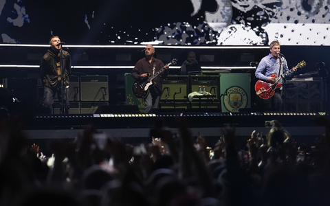 Noel Gallagher hat sich mit seinem Bruder versöhnt. - Foto: Jordan Pettitt/PA Wire/dpa