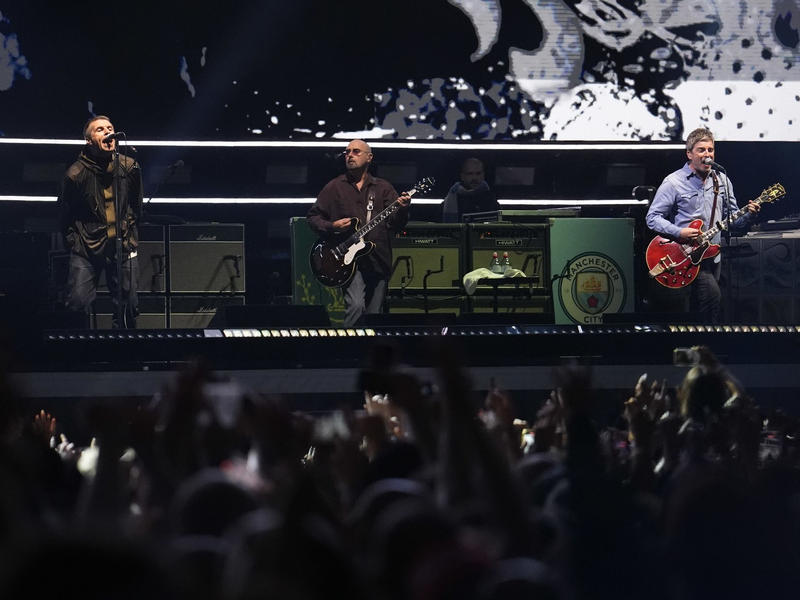 Noel Gallagher hat sich mit seinem Bruder versöhnt. - Foto: Jordan Pettitt/PA Wire/dpa