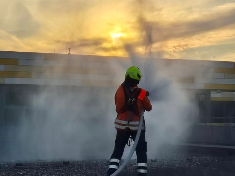 FW Wathlingen: Ausbildungsdienst der Ortsfeuerwehr Wathlingen: FwDV 1 & 3 im Fokus - Foto: presseportal.de