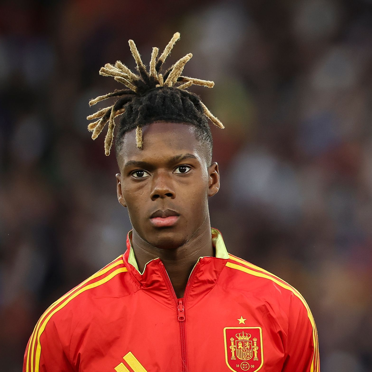 Nico Williams hat sich gegen einen Club-Wechsel in diesem Sommer entschieden. - Foto: Christian Charisius/dpa