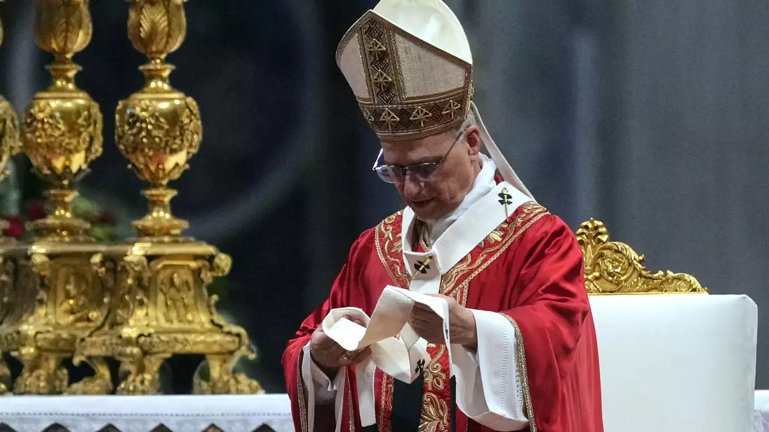 Papst Leo XIV. wird in Castel Gandolfo auch mehrere Messen lesen. - Bild: Andrew Medichini/AP/dpa