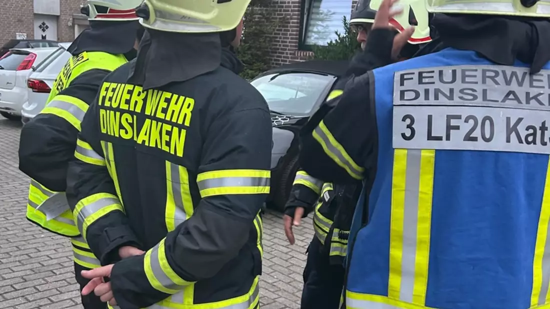 FW Dinslaken: Schnelle Feuerwehr sorgt für einen glimpflich verlaufenen Wohnungsbrand - Bild: presseportal.de