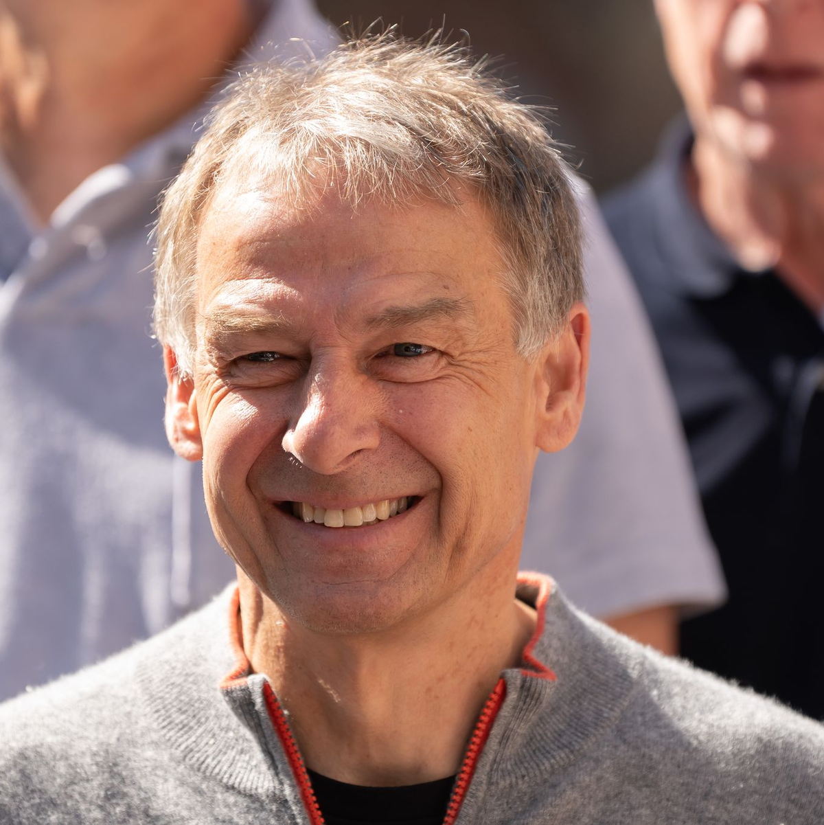 Jürgen Klinsmann hofft auf ein Amerika-Abenteuer seines Ex-Spielers Thomas Müller - Foto: Silas Stein/dpa