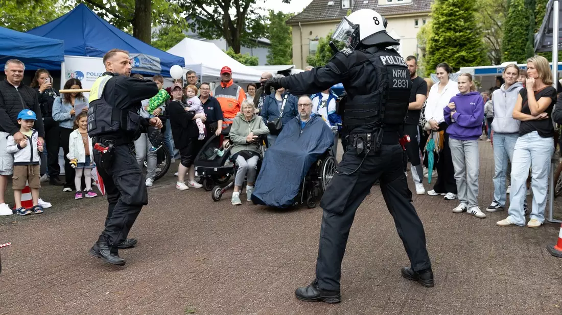 POL-GE: Tausende Besucher beim Familientag der Verkehrssicherheit - Bild: presseportal.de