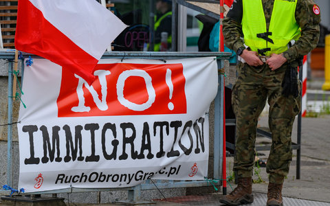 Der Verkehr in der Grenzregion läuft nach Angaben des Innenministeriums in Warschau reibungslos. - Foto: Patrick Pleul/dpa