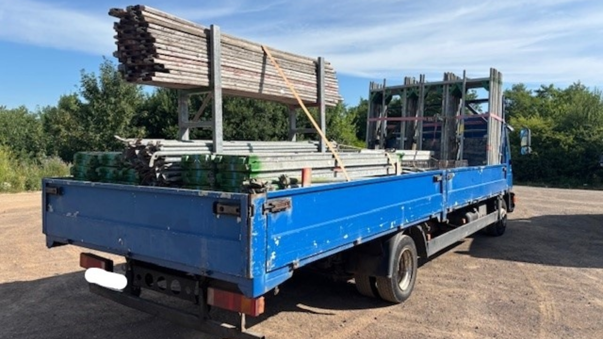 POL-PPTR: Gerüstbauer ohne gültige Fahrerlaubnis und mit 34 % Überladung unterwegs - Foto: presseportal.de