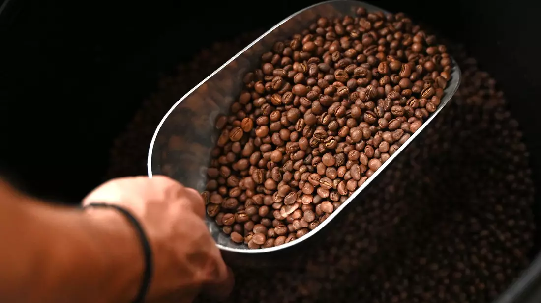 Die Kaffeepreise sind zuletzt deutlich gestiegen. - Bild: Elisa Schu/dpa