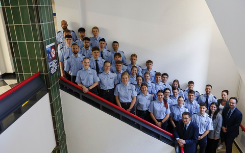 POL-HAM: Herzlich willkommen in Hamm: 31 neue Kommissaranwärterinnen und -anwärter starten ihr erstes Praktikum - Foto: presseportal.de