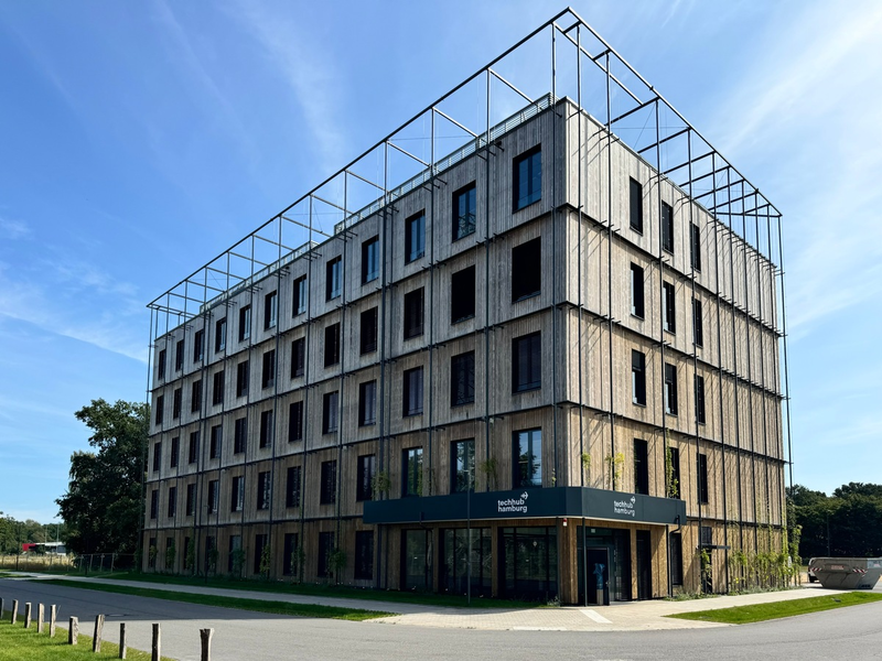 Erster Reinraum für CAR-T-Zell-Produktion in Hamburg - auch für Menschen mit HIV bei entsprechender Indikation / PROVIREX ermöglicht zukünftige Herstellung von CAR-T-Zellen - Foto: presseportal.de