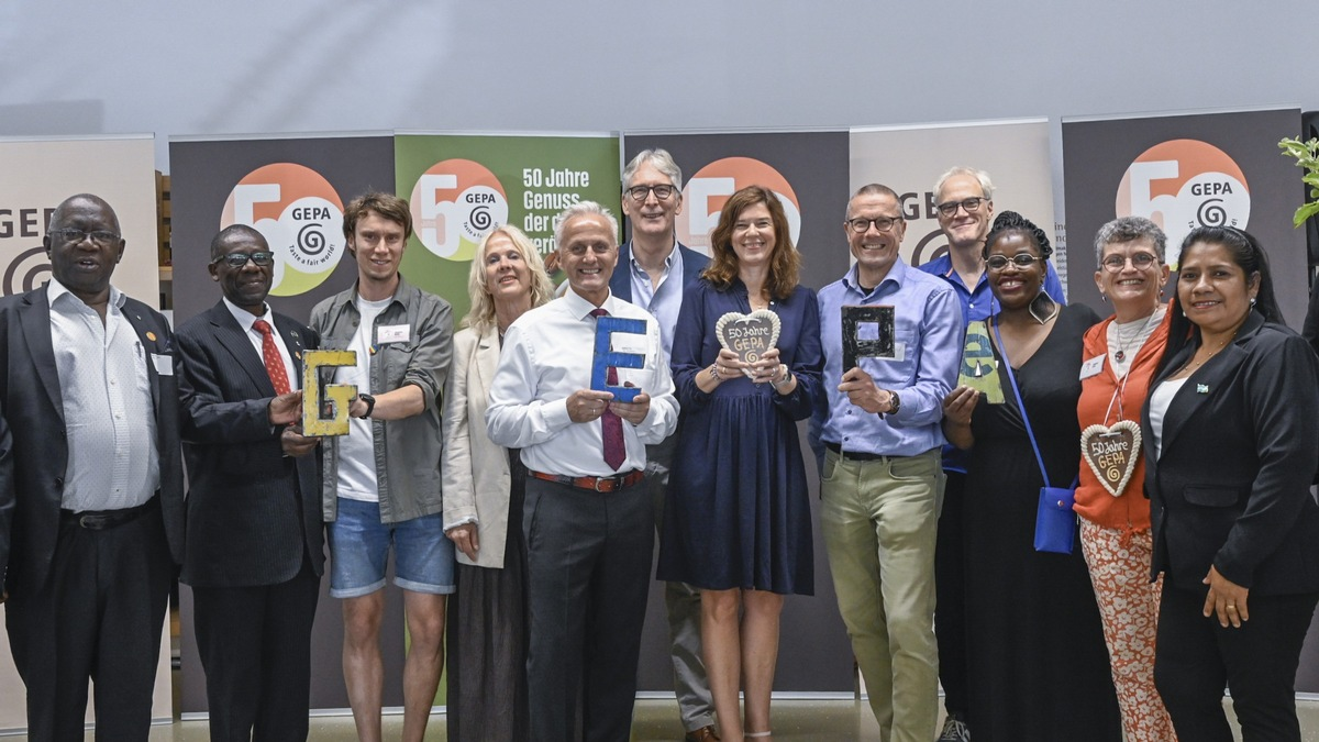50 Jahre Fairness gestalten / Bundesentwicklungsministerin würdigt die Pionierrolle der GEPA / Festakt mit über 200 Gästen in Wuppertal - Foto: presseportal.de