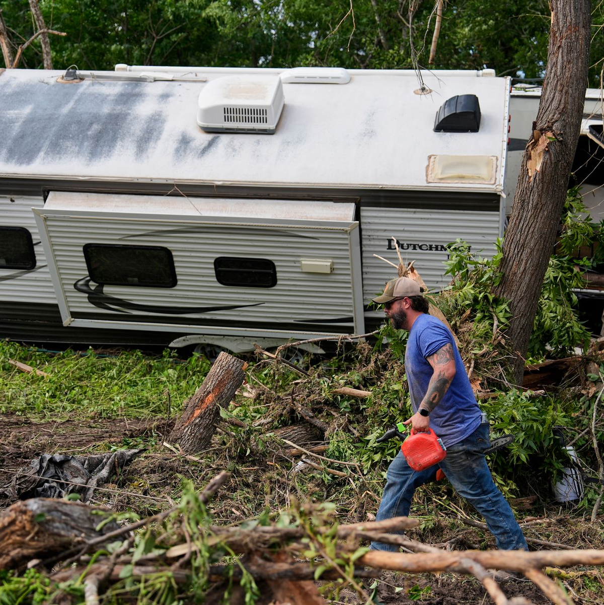 Immer mehr Tote sind bestätigt. - Foto: Ashley Landis/AP/dpa