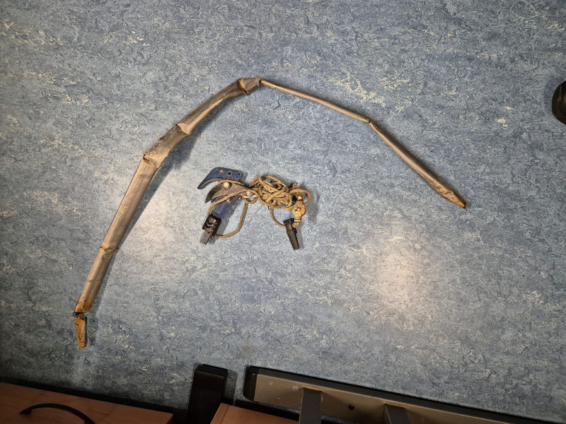 POL-PASTKL: Teleskopschneider beschädigt Fahrzeugtank...ZEUGEN gesucht... - Foto: presseportal.de