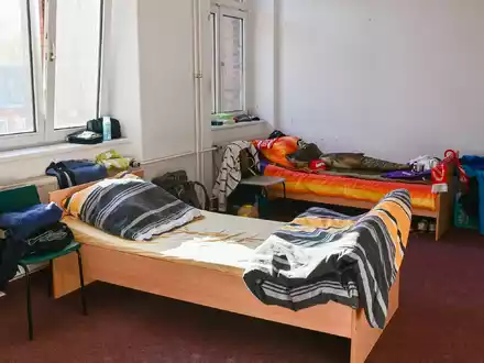 In Deutschland gibt es fast eine halbe Million untergebrachte Wohnungslose. (Symbolbild) - Foto: Patrick Pleul/dpa-Zentralbild/dpa