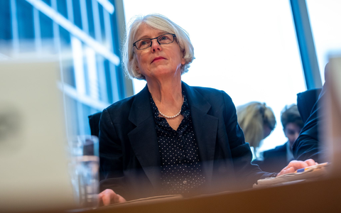 In ihrem Bericht machte Ermittlerin Sudhof Kritik an der Beschaffung deutlich.  - Foto: Michael Kappeler/dpa