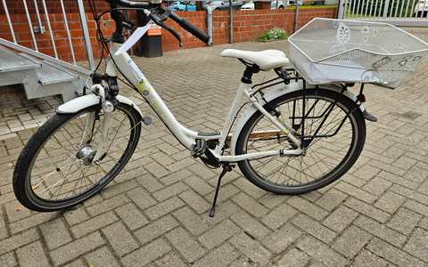 POL-DH: --- Syke, Polizei sucht Fahrradeigentümer - Martfeld, Einbrecher verscheucht - Bassum, Frontal gegen Baum --- - Foto: presseportal.de