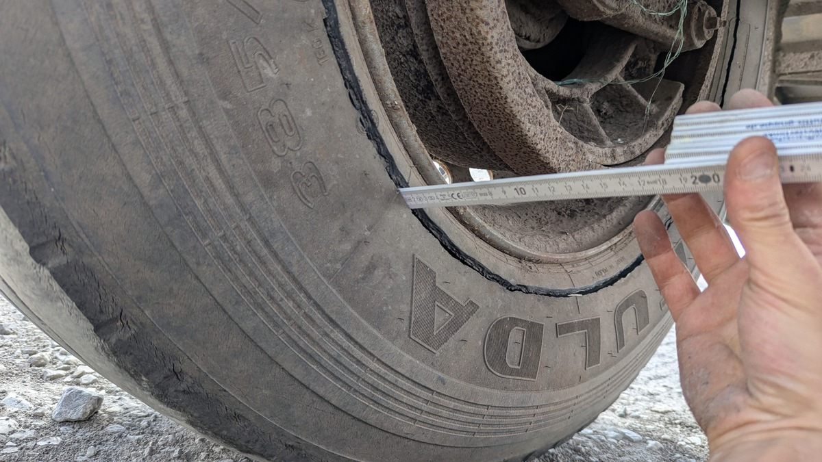 POL-LG: Nahezu jedes land- oder forstwirtschaftliche Fahrzeug fährt mit Mangel - Ergebnis der Schwerpunktkontrolle im Landkreis Lüchow-Dannenberg - Foto: presseportal.de