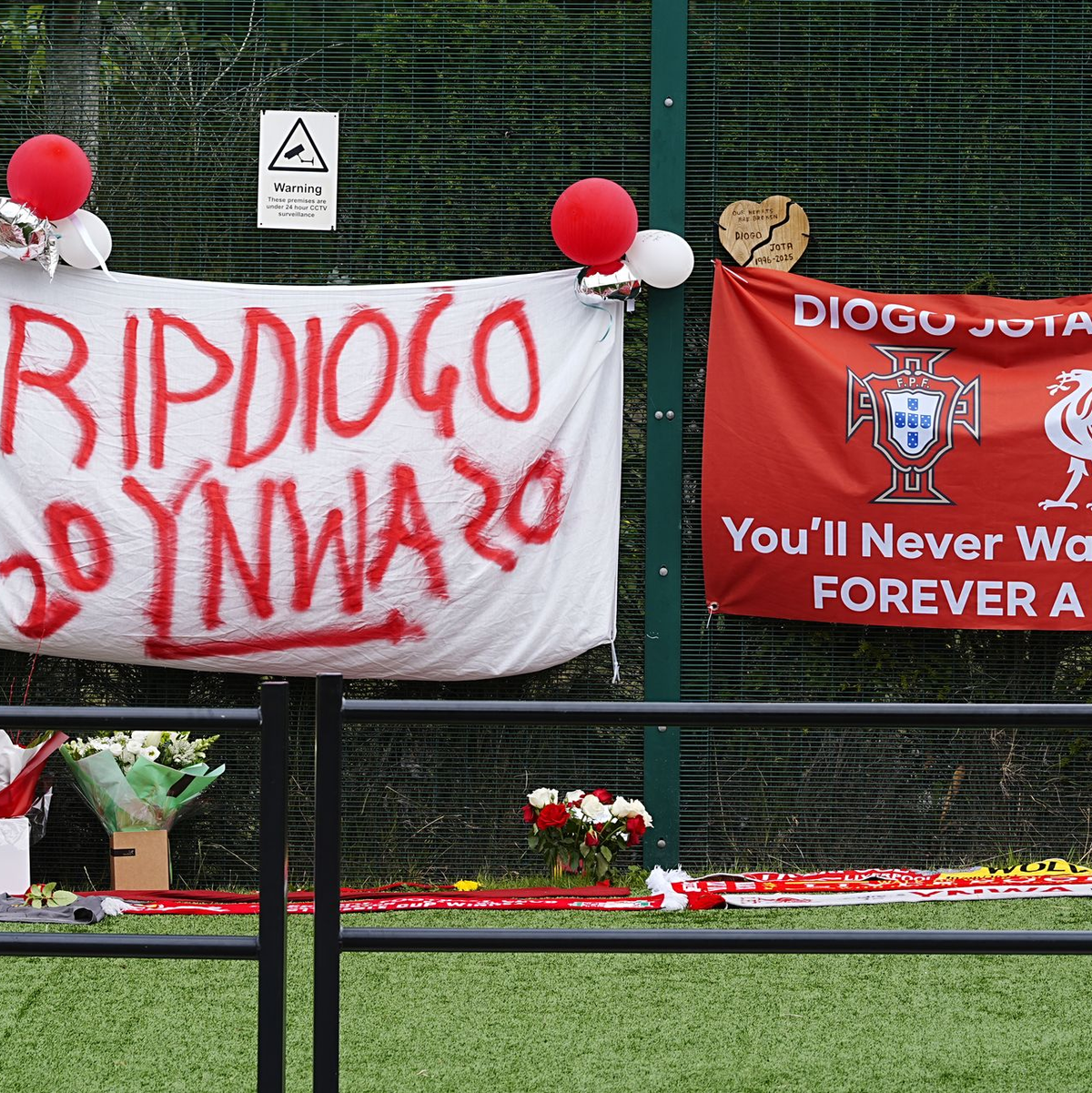 Der Tod von Diogo Jota beschäftigt den FC Liverpool weiter - Foto: Peter Byrne/PA Wire/dpa