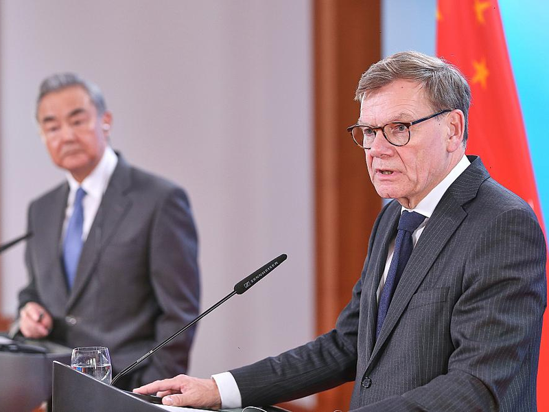 Wang Yi und Johann Wadephul (Archiv) - Foto: über dts Nachrichtenagentur