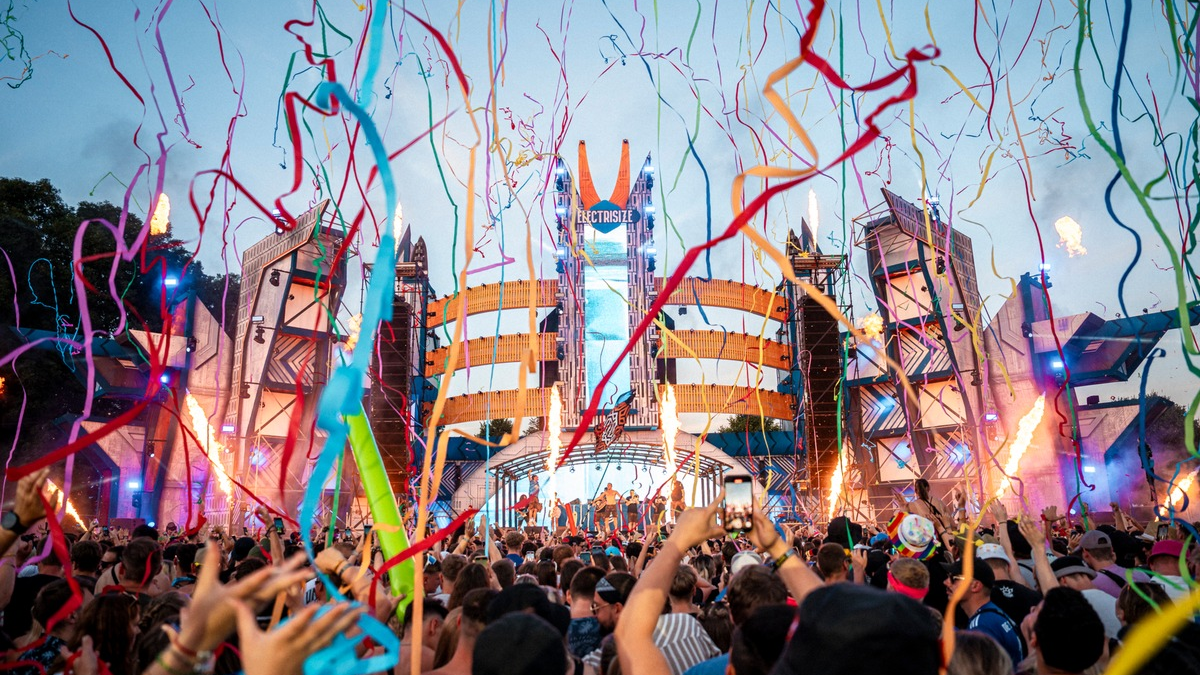Vom Lifetime Ticket bis zur Hobby Horsing Area: Das Electrisize Festival in NRW präsentiert Neuheiten für 2025 - Foto: presseportal.de
