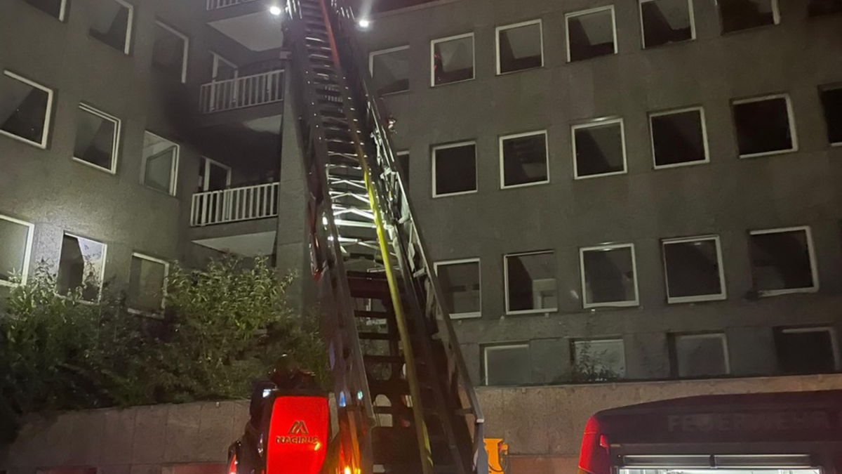 FW-E: Brandereignis in leerstehendem Bürogebäude - Foto: presseportal.de