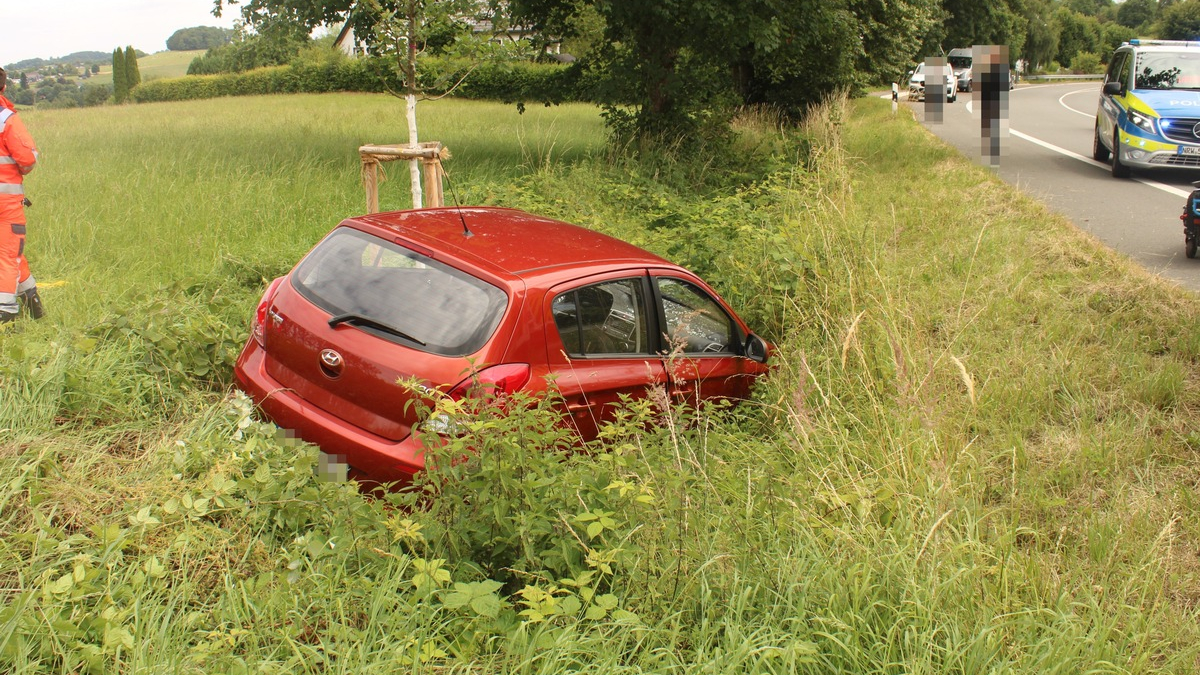 POL-RBK: Kürten - Pkw-Fahrerin bei Alleinunfall schwer verletzt - Foto: presseportal.de
