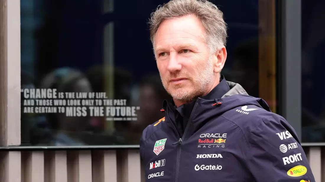 Muss nach 20 Jahren seinen Job als Red-Bull-Teamchef räumen: Christian Horner. - Bild: Bradley Collyer/PA Wire/dpa