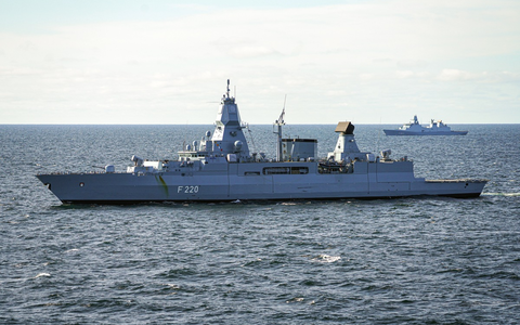 Auslaufen der Hamburg zur Teilnahme an der SNMG1 - Foto: presseportal.de