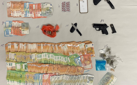 POL-K: 250709-1-K Nachteinsatz des Brennpunktteams Kalk - Schusswaffe, Drogen, 42.000 Euro Bargeld und elf Strafanzeigen - Foto: presseportal.de