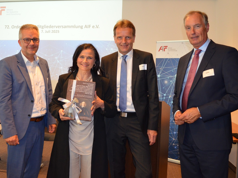 Gitta Connemann: Wir brauchen Brückenbauer wie die AIF - Foto: presseportal.de