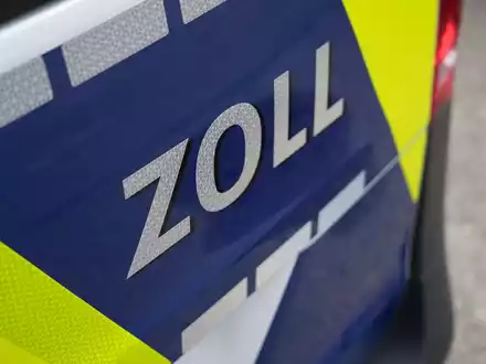 HZA-SW: Das Schaustellergewerbe im Blick - Schweinfurter Zoll prüft auf dem Kiliani-Volksfest - Foto: presseportal.de