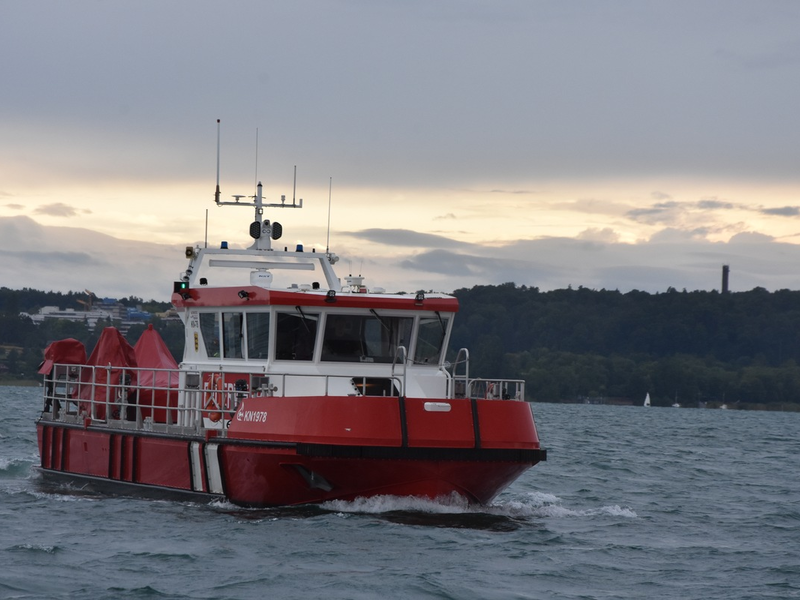 FW Konstanz: Übung auf dem Bodensee - Brand auf einem Fahrgastschiff - Foto: presseportal.de