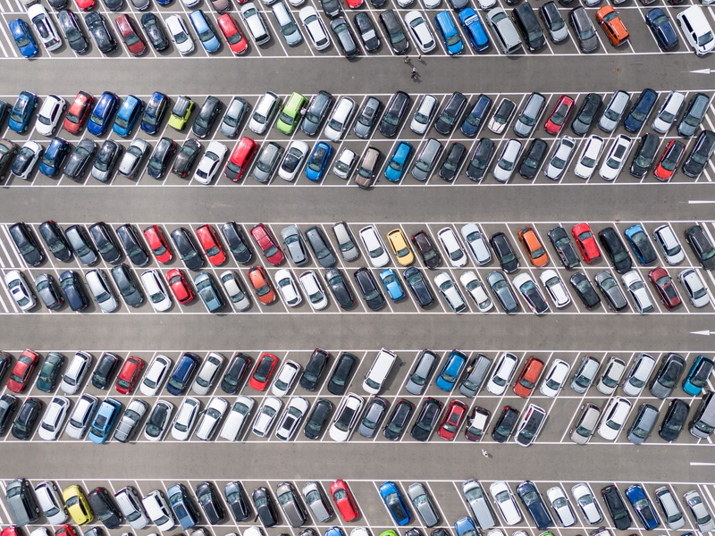 2021 bis 2024 hatten die Einnahmen der Kfz-Versicherer nicht ausgereicht, um die Aufwendungen für Schäden, Verwaltung und Vertrieb zu decken. (Symbolbild) - Foto: Sebastian Kahnert/dpa