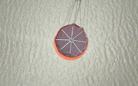 BPOLD 11: Hubschrauber der Bundespolizei zur Waldbrandbekämpfung im Einsatz über der Gohrischheide - Foto: presseportal.de BPOLD 11: Hubschrauber der Bundespolizei zur Waldbrandbekämpfung im Einsatz über der Gohrischheide - Foto: presseportal.de