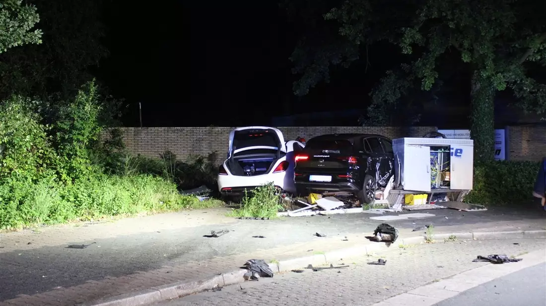 POL-BOR: Bocholt - Viele Haushalte nach Verkehrsunfall ohne Internet - Bild: presseportal.de