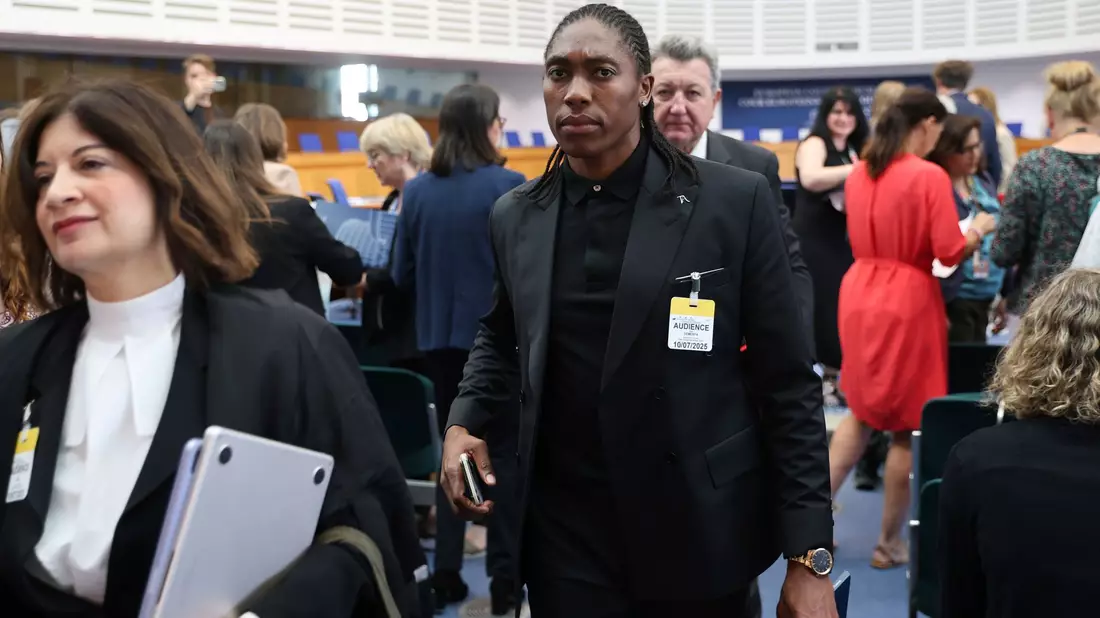 Die Südafrikanerin Semenya war bei der Urteilsverkündung in Straßburg anwesend. - Bild: Antonin Utz/AP/dpa