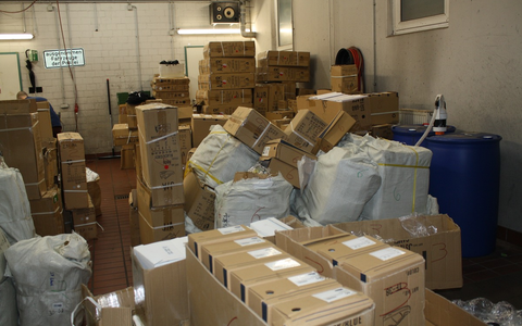 POL-RBK: Overath - Große Menge gefälschter Markenware sichergestellt - Ermittlungen wegen Verstoßes gegen das Markengesetz - Foto: presseportal.de