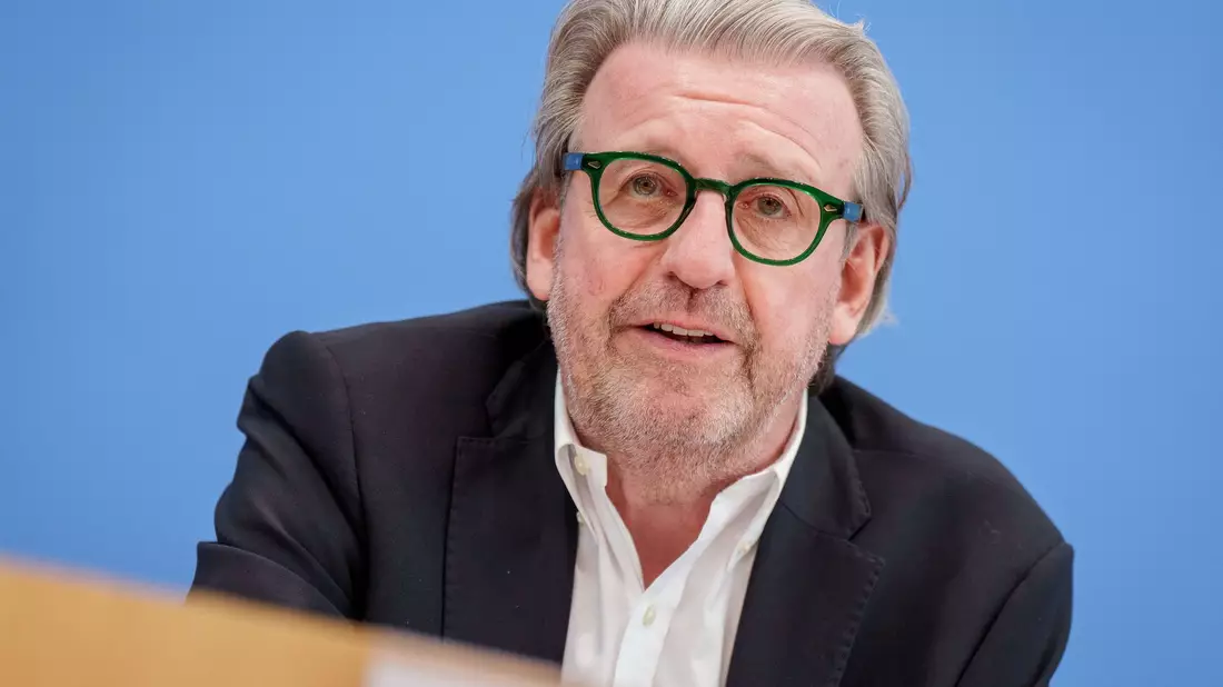 Gegen Stefan Wolf liegt ein Strafbefehl vor. (Archivbild) - Bild: Michael Kappeler/dpa