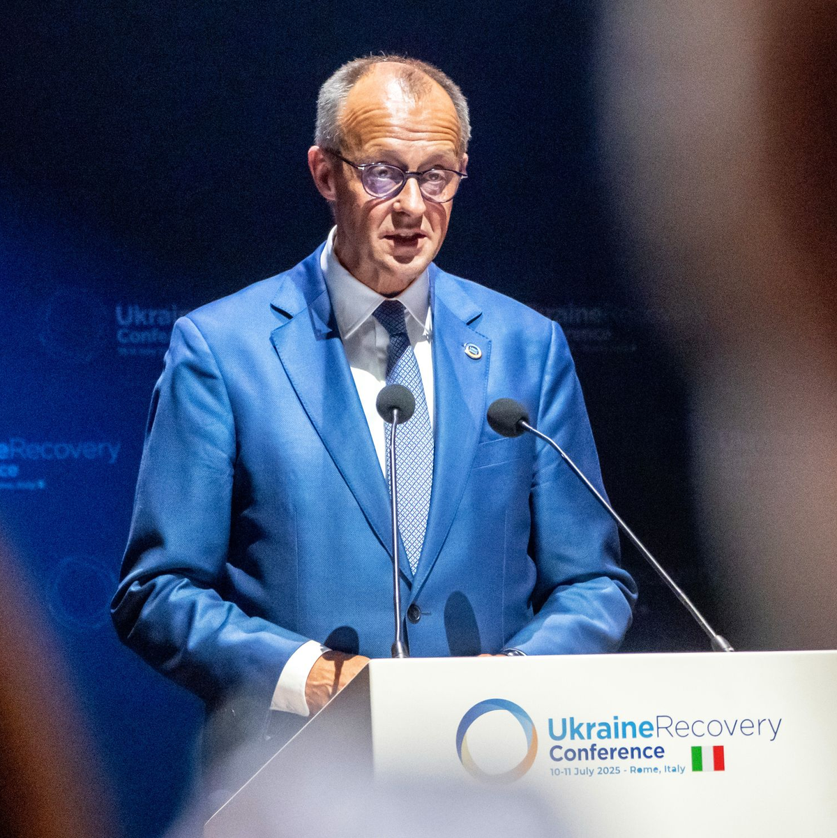 Bundeskanzler Friedrich Merz bekräftigt die deutsche Unterstützung. - Foto: Michael Kappeler/dpa