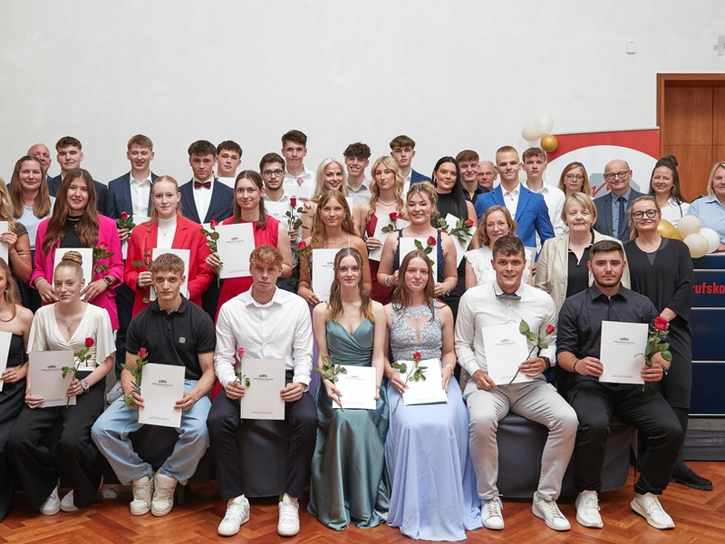 POL-MS: Feierliche Zeugnisübergabe des zweiten Abschlussjahrgangs der FOS Polizei - Foto: presseportal.de